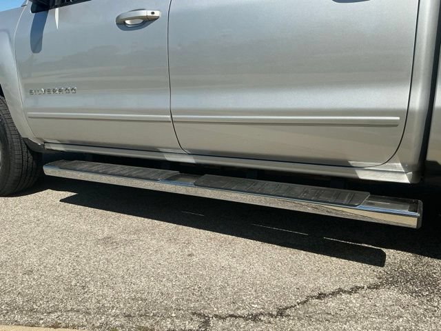 Used 2017 Chevrolet Silverado 1500 LT w/ All Star Edition AWD/4WD image 12