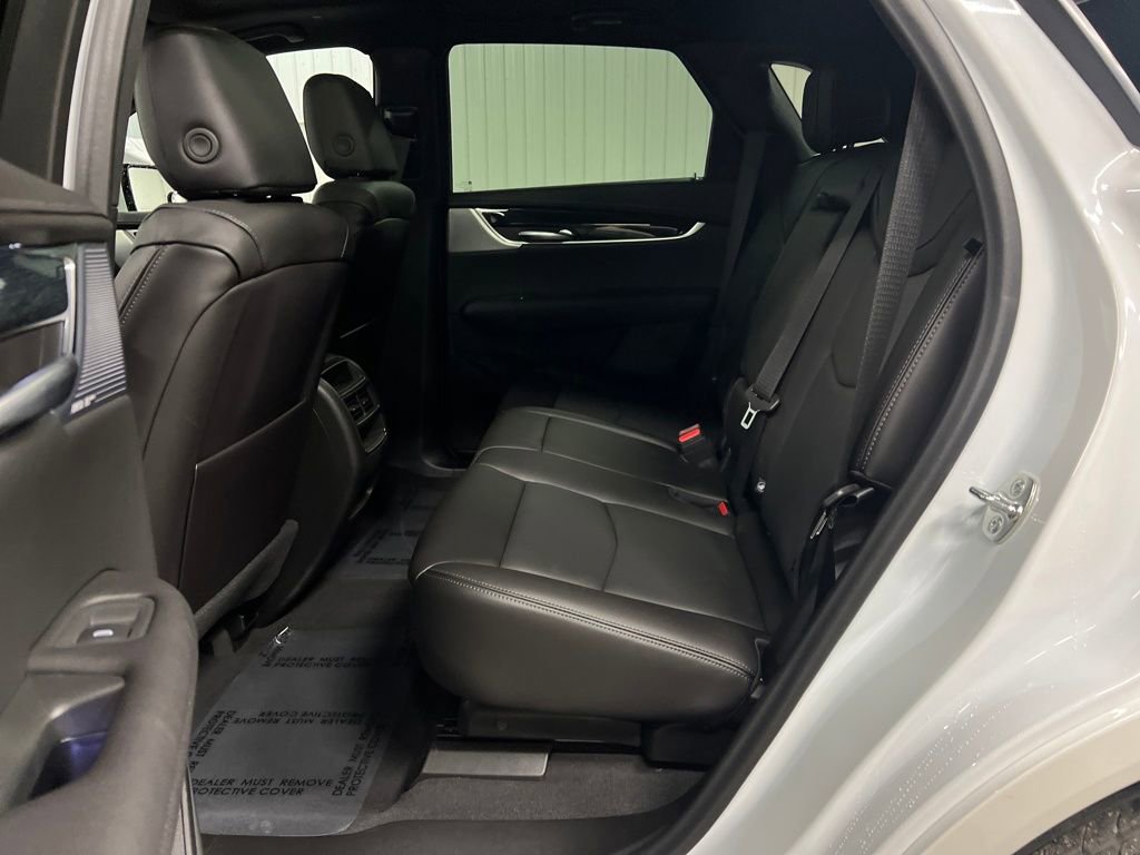 Certified 2026 Cadillac XT5 Premium Luxury w/ LPO, Floor Liner Package AWD/4WD image 13