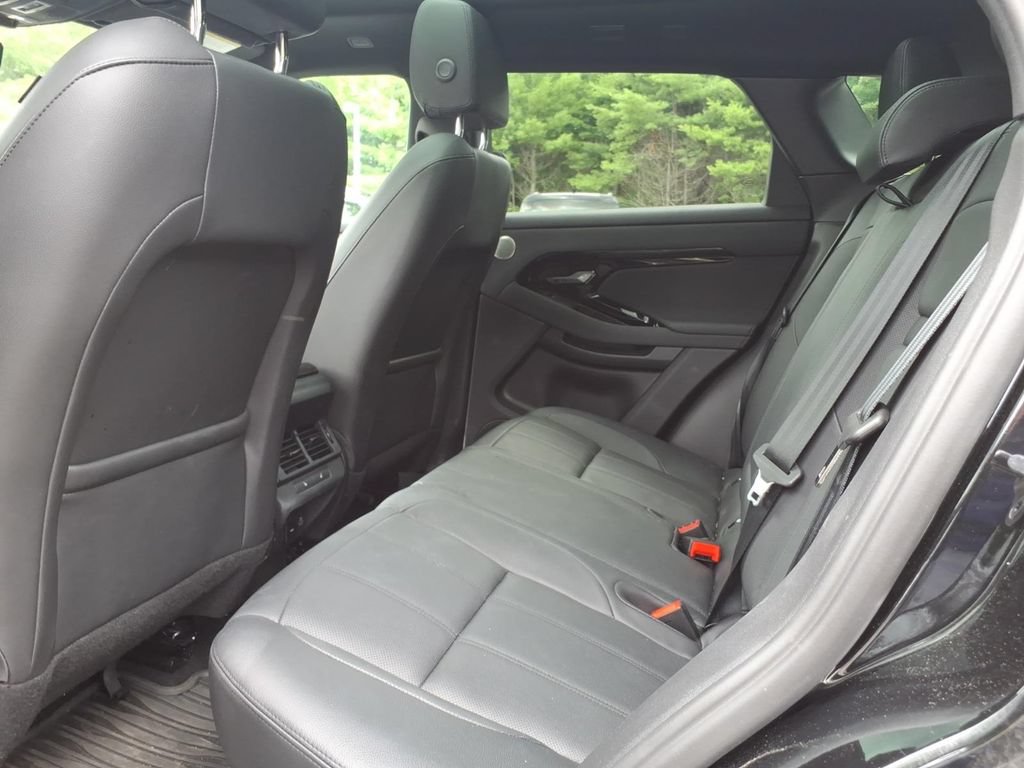 Used 2024 Land Rover Range Rover Evoque Dynamic SE AWD/4WD image 17
