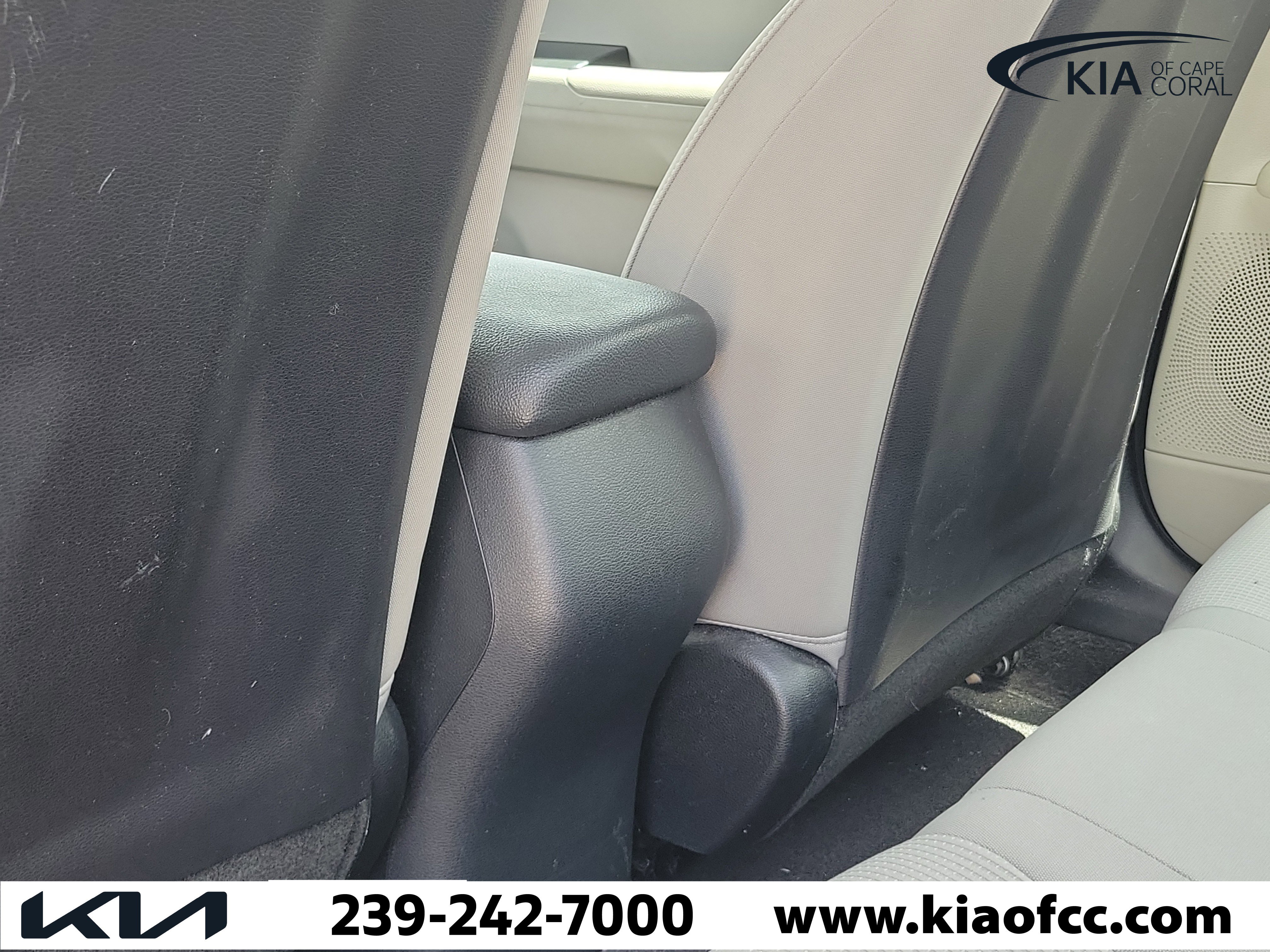 Used 2020 Kia Forte LXS FWD image 14