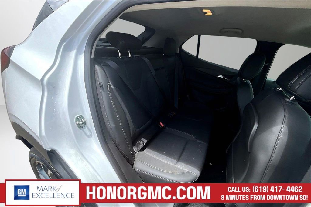 Used 2023 Buick Encore GX Select FWD image 25