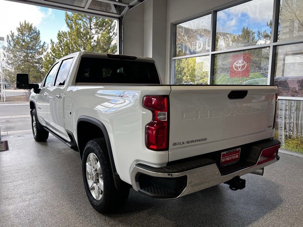 Used 2023 Chevrolet Silverado 2500 LTZ w/ LTZ Convenience Package image 4