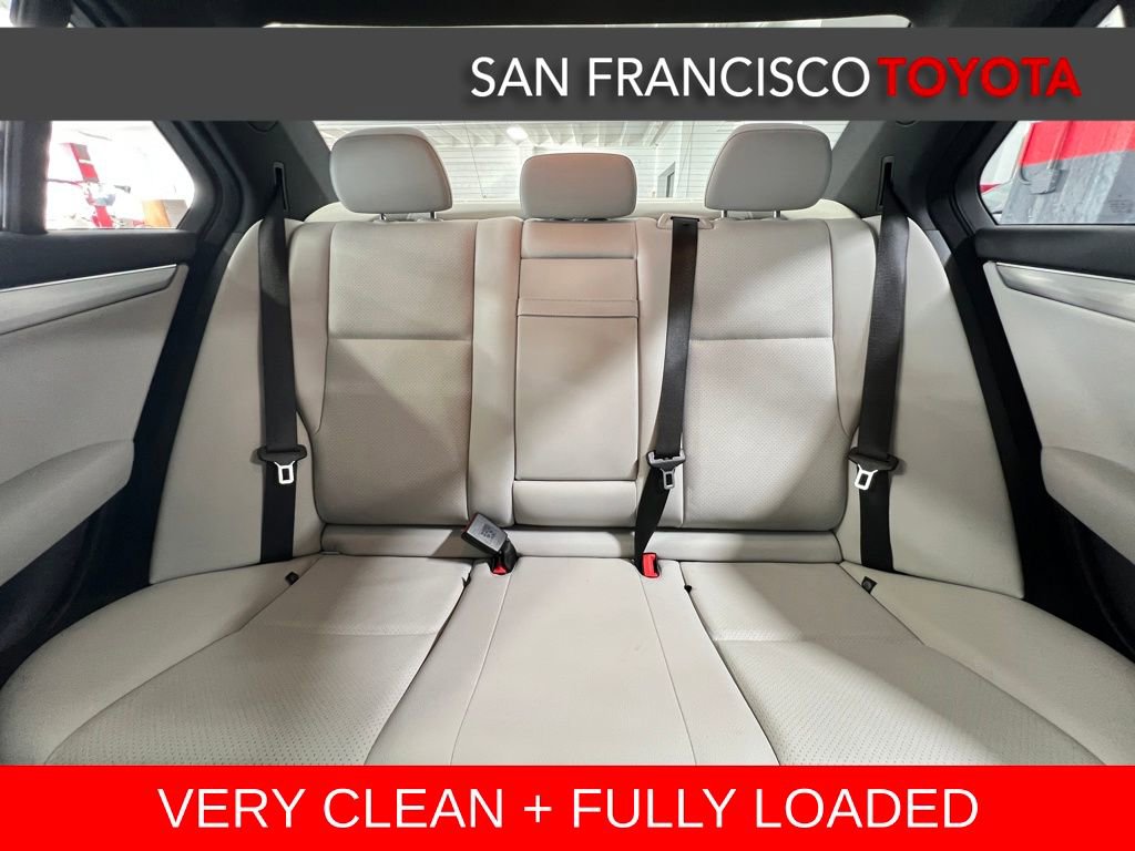 Used 2013 Mercedes-Benz C 250 Sedan image 13