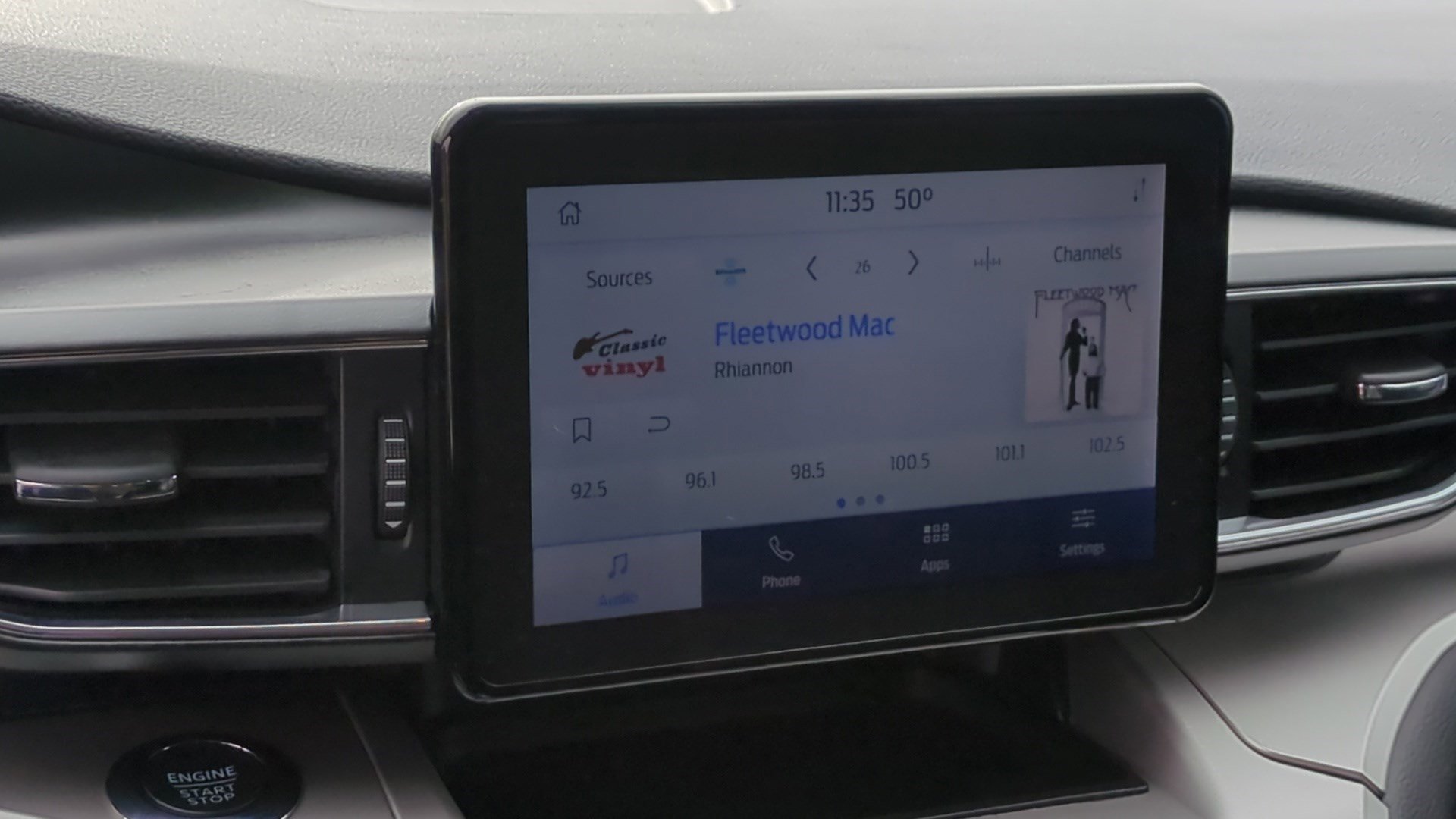 Used 2022 Ford Explorer XLT w/ Equipment Group 202A image 21