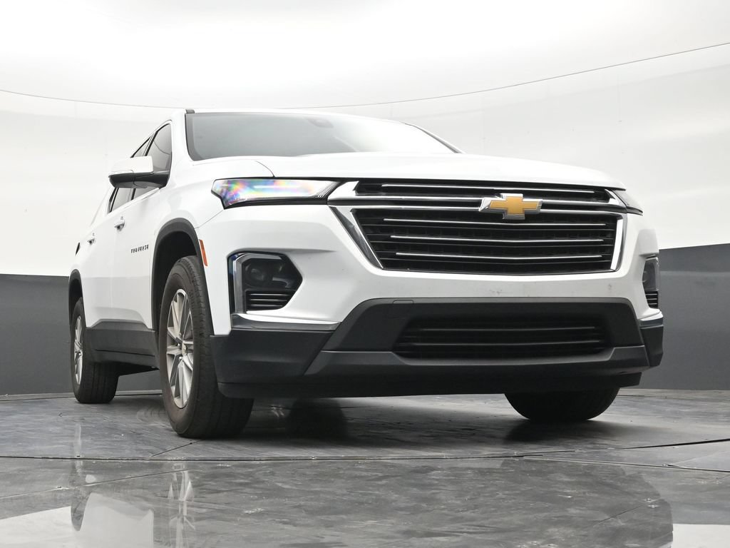 Used 2023 Chevrolet Traverse LT FWD image 25