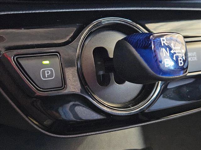 Used 2022 Toyota Prius LE image 10
