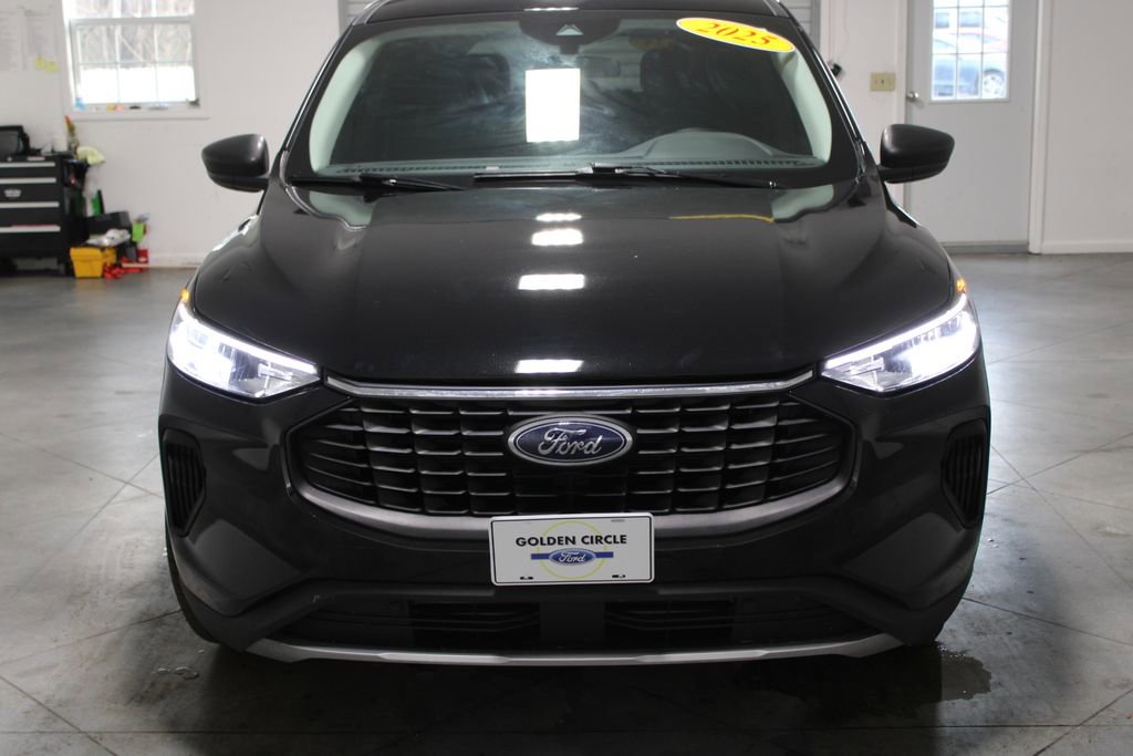 Used 2025 Ford Escape Active image 48