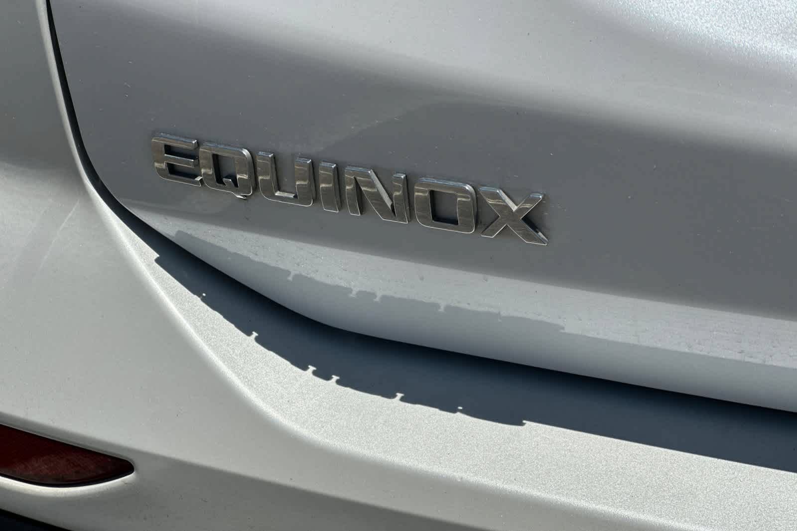 Used 2023 Chevrolet Equinox Premier AWD/4WD image 28