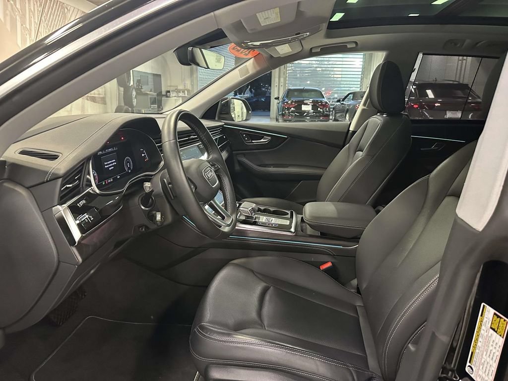 Used 2023 Audi Q8 Prestige w/ Prestige Package AWD/4WD image 19