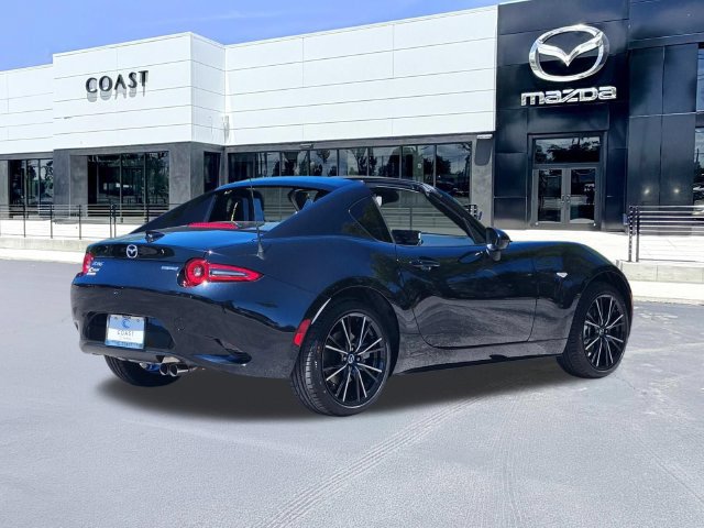 New 2026 MAZDA MX-5 Miata RF Grand Touring RWD image 5