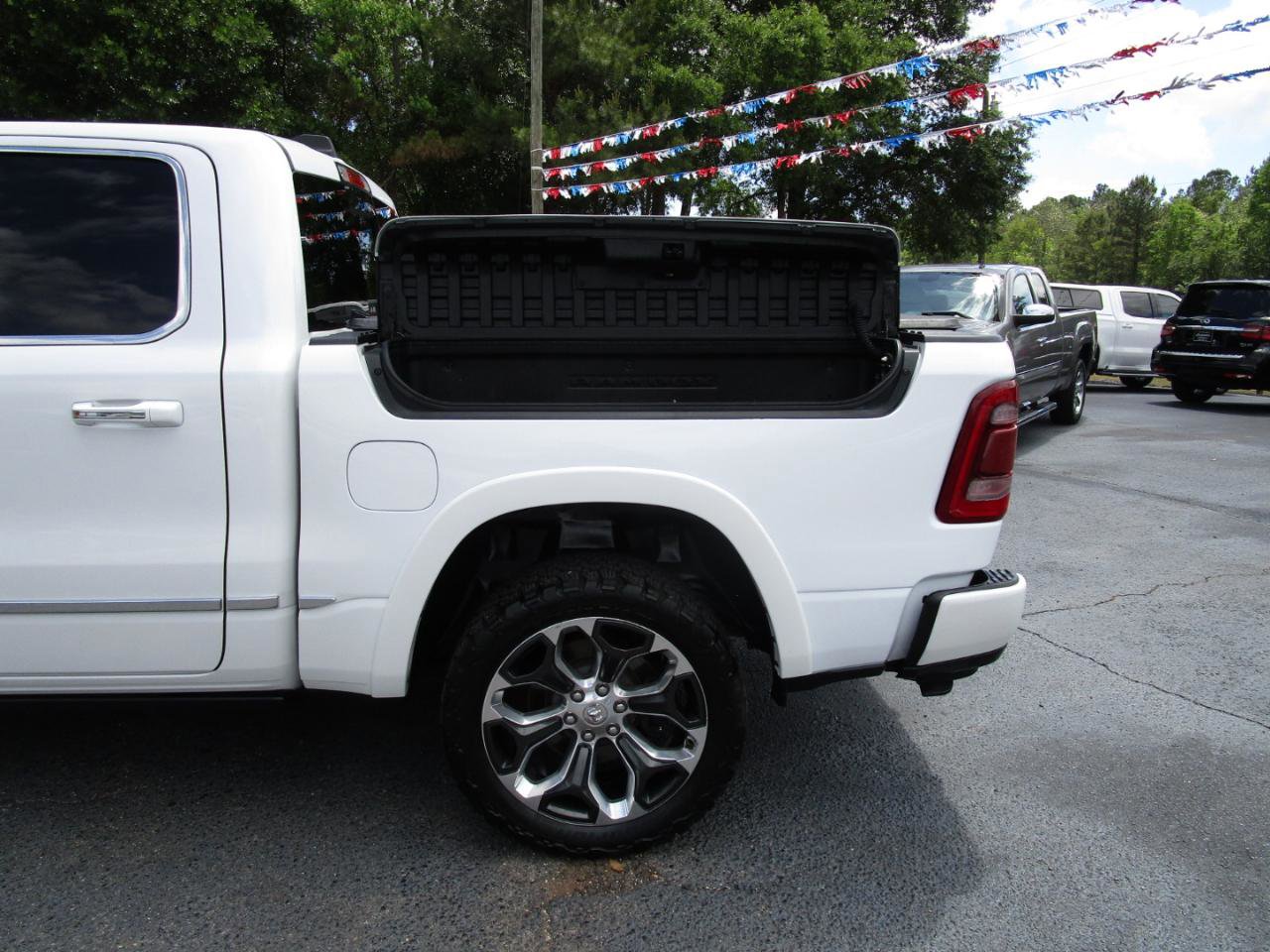 Used 2019 RAM 1500 Limited AWD/4WD image 25