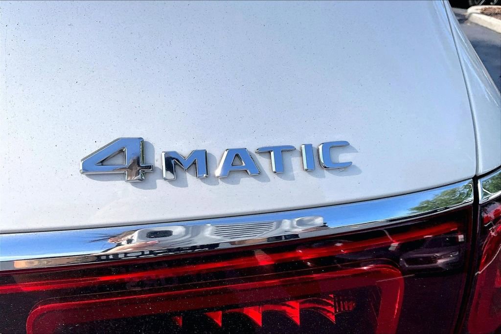 Used 2021 Mercedes-Benz GLS 580 4MATIC image 24