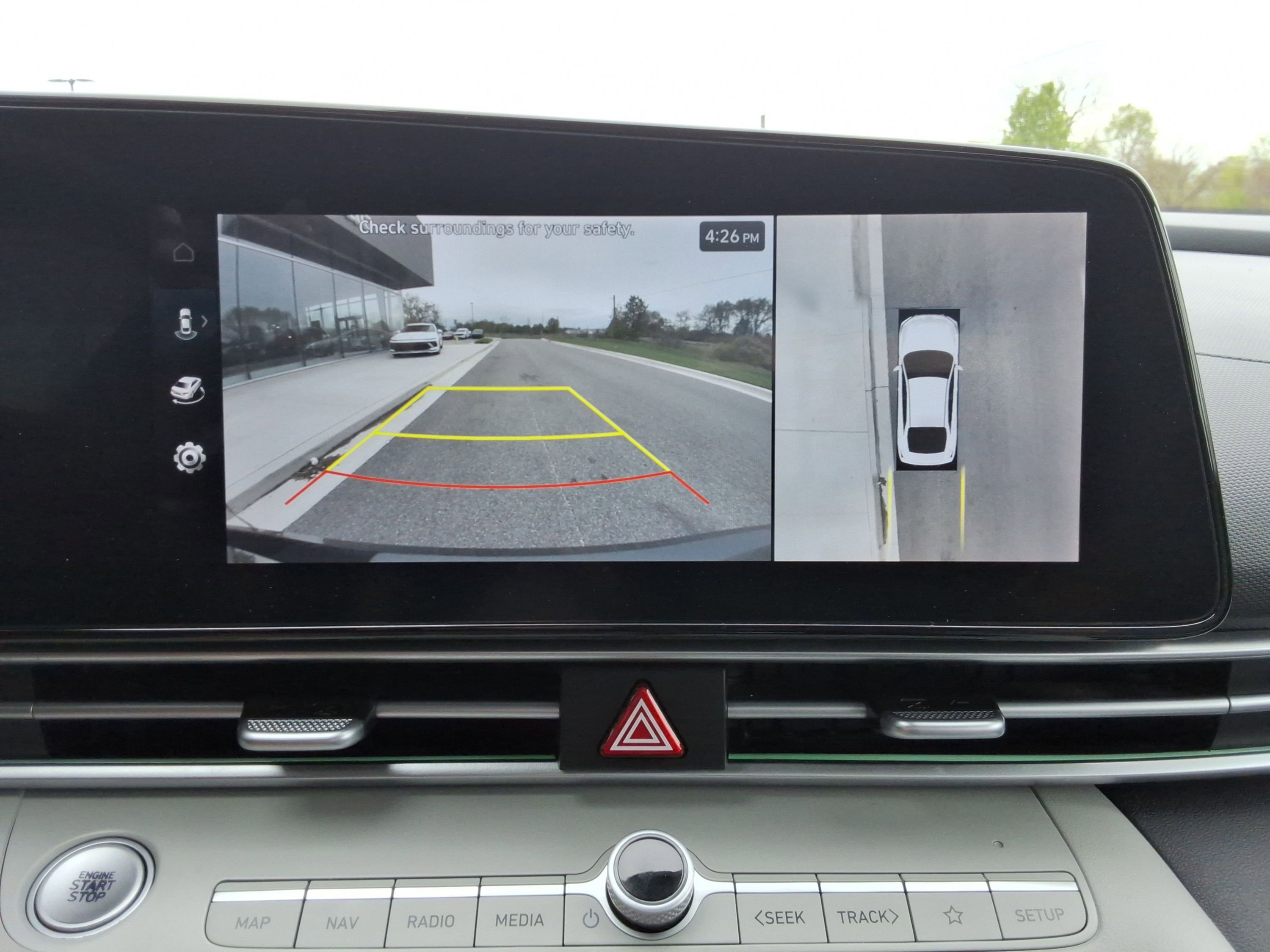 Used 2024 Hyundai Elantra Limited FWD image 16