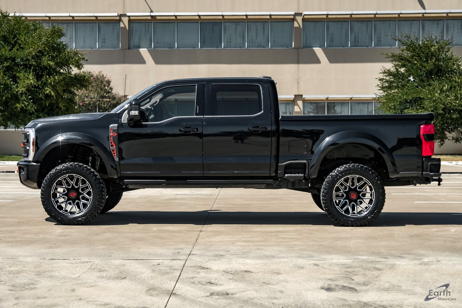 Used 2024 Ford F250 Lariat w/ Lariat Ultimate Package AWD/4WD image 7