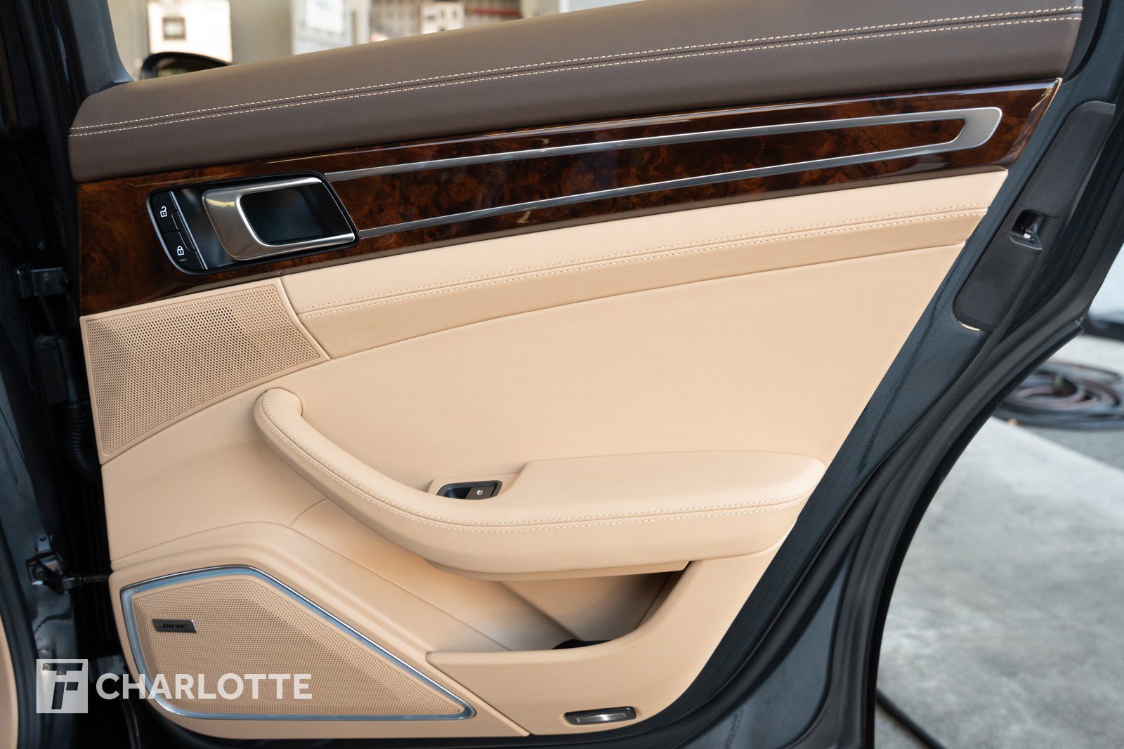 Used 2023 Porsche Panamera GTS image 35