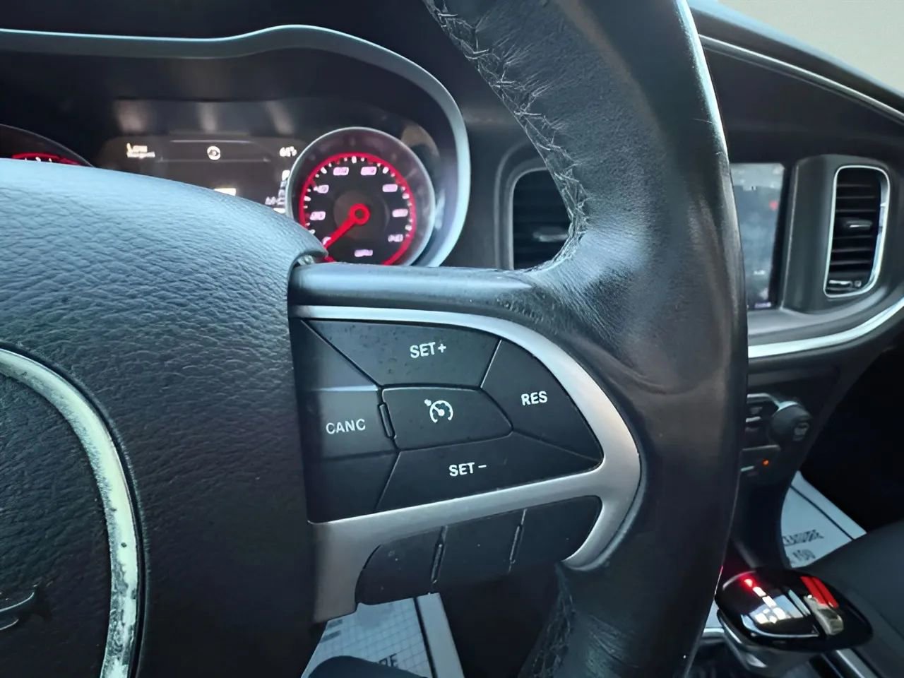 Used 2018 Dodge Charger SXT Plus RWD image 40