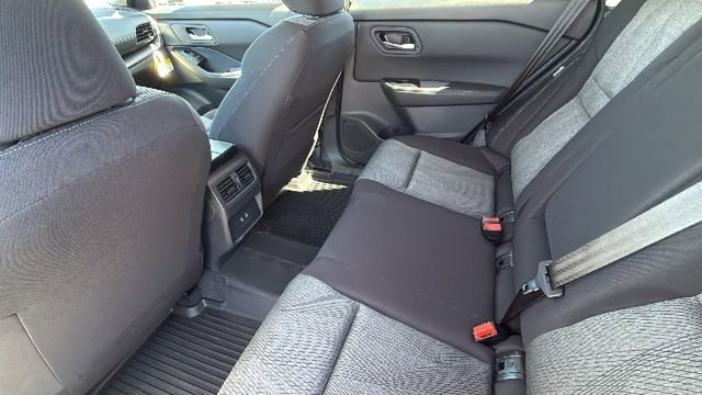 New 2026 Nissan Rogue SV w/ Cold Weather Package AWD/4WD image 24