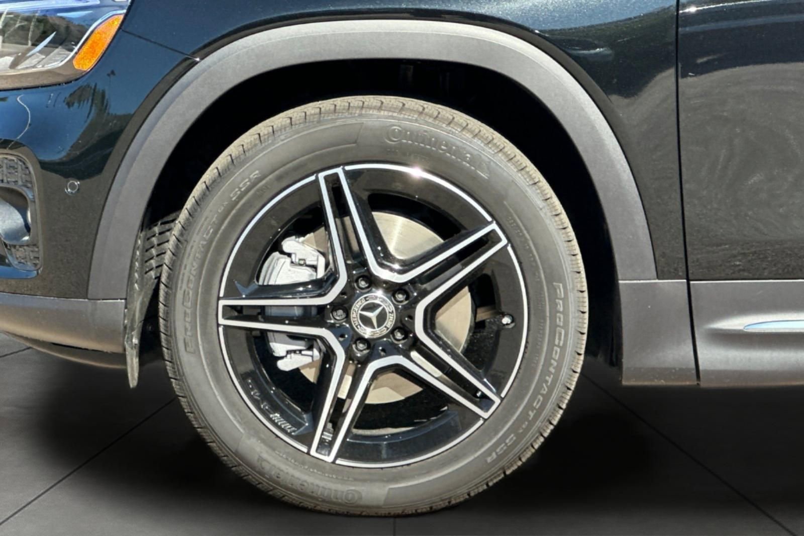 New 2026 Mercedes-Benz GLB 250 image 5