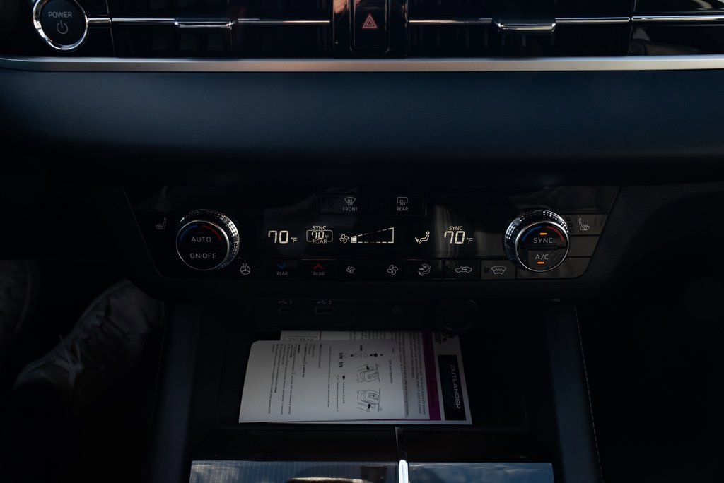 New 2025 Mitsubishi Outlander SEL Black Edition image 15