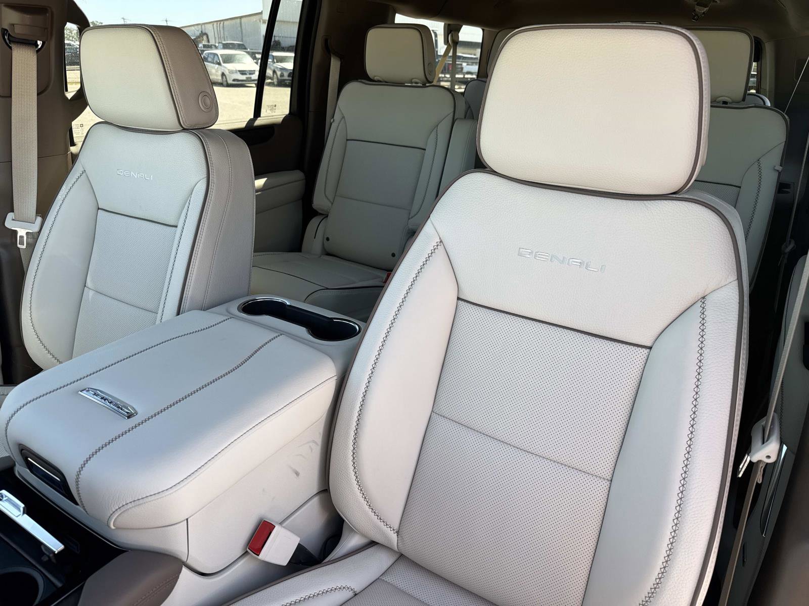 New 2026 GMC Yukon XL Denali w/ Sun & Power Step Package image 25