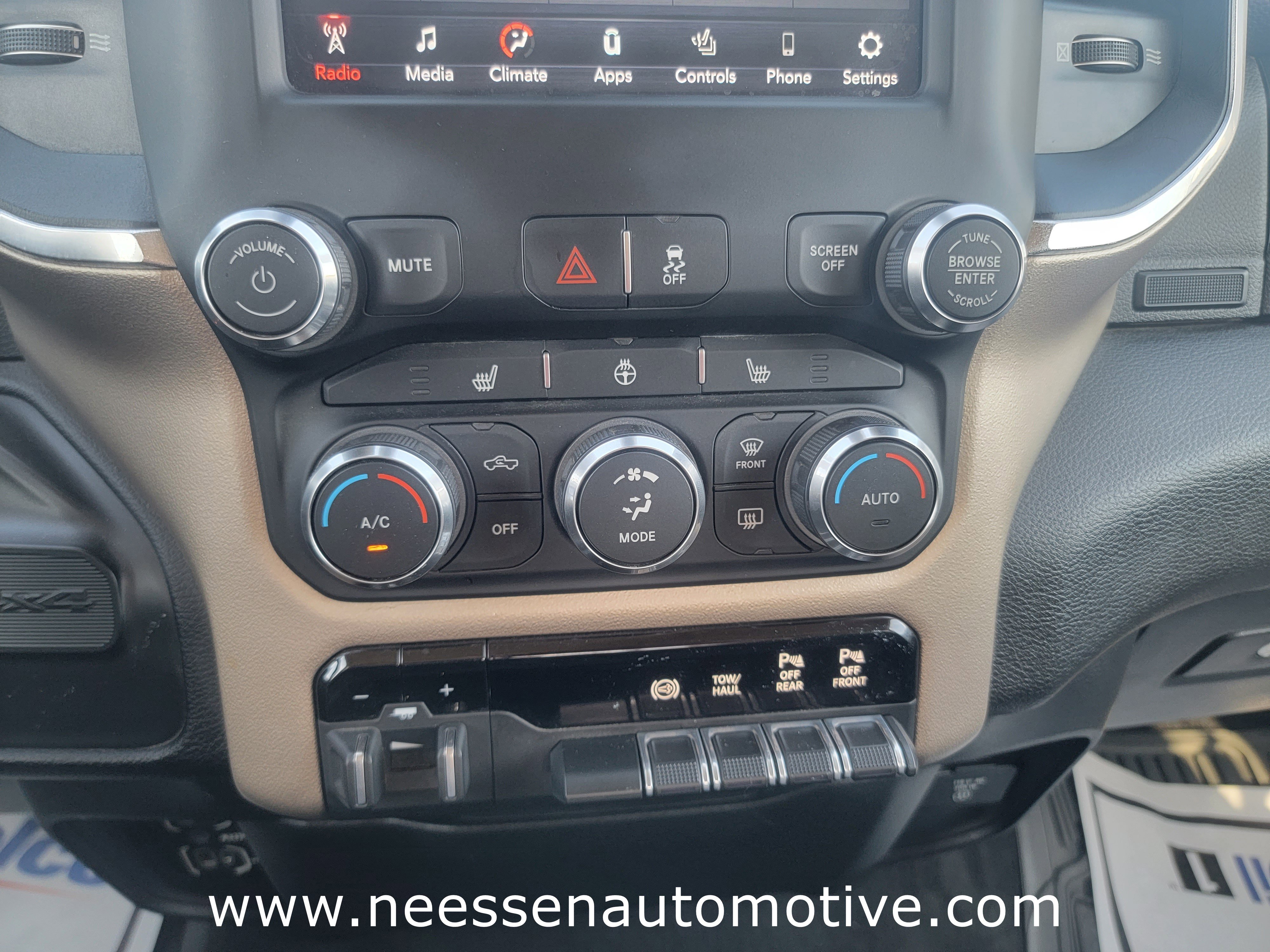 Used 2020 RAM 2500 Laramie image 24