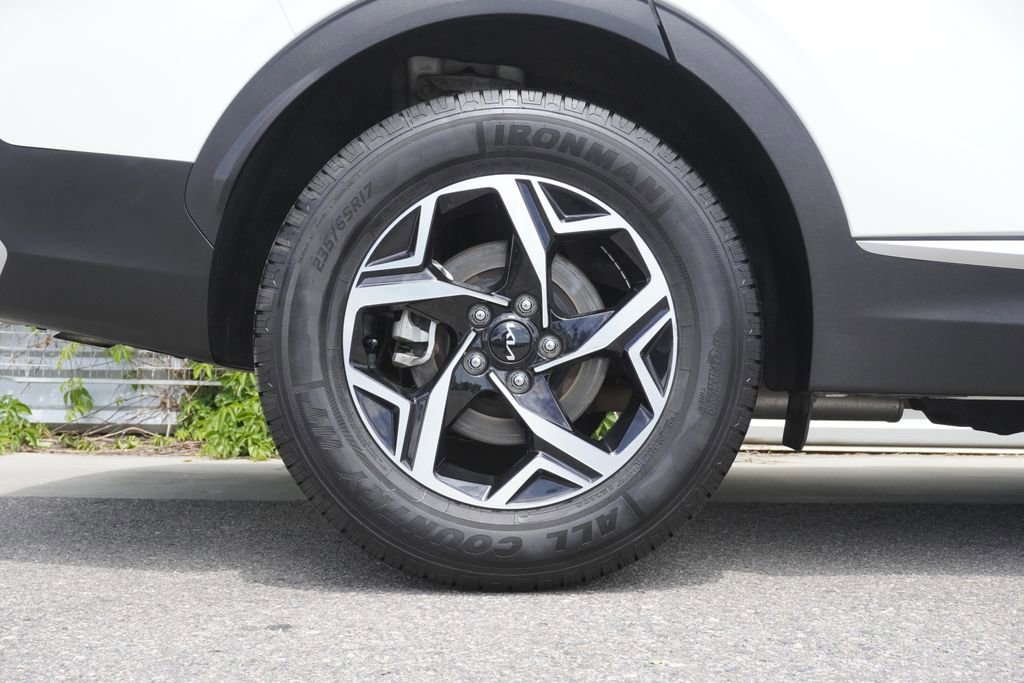Used 2023 Kia Sportage LX AWD/4WD image 34