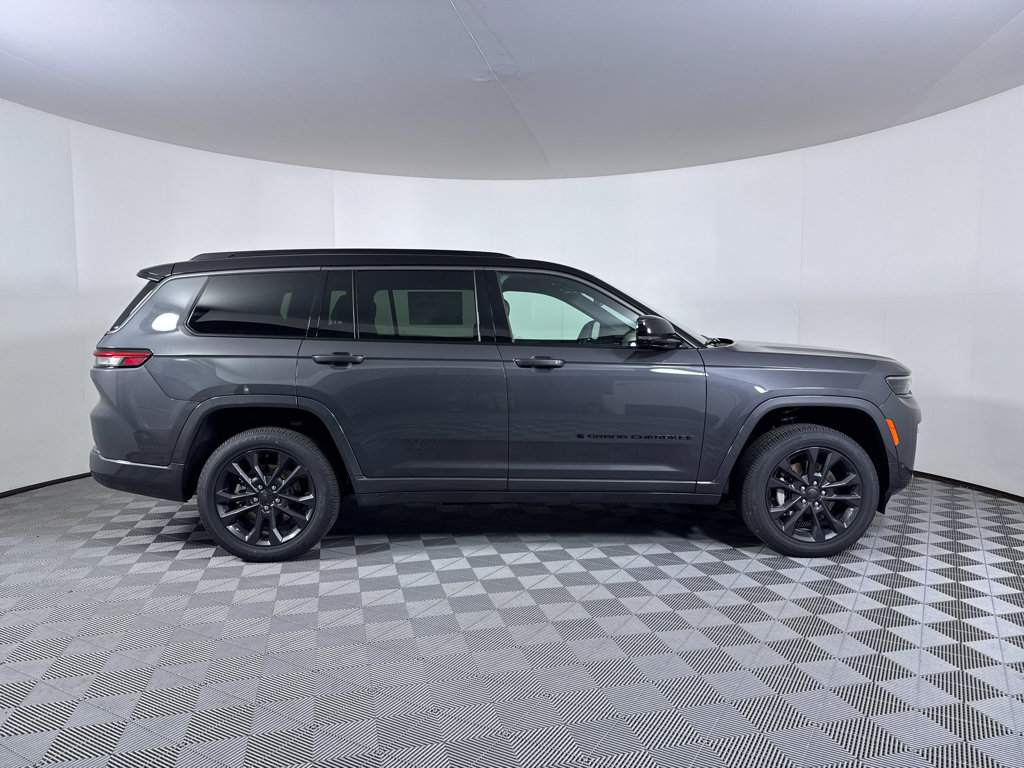 New 2026 Jeep Grand Cherokee L Limited AWD/4WD image 15