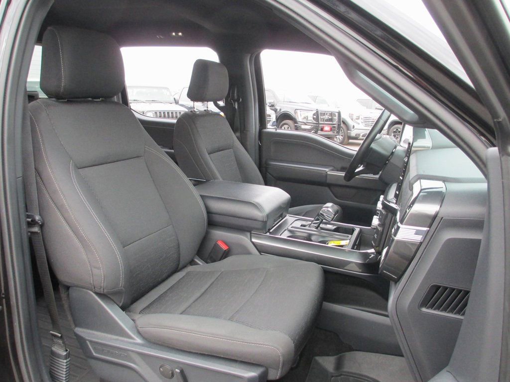 Used 2022 Ford F150 XLT w/ Equipment Group 302A High image 18