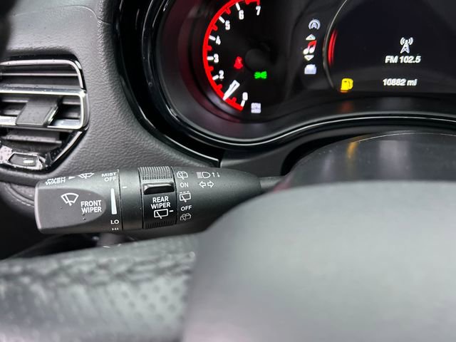 Used 2024 Dodge Durango SXT image 16