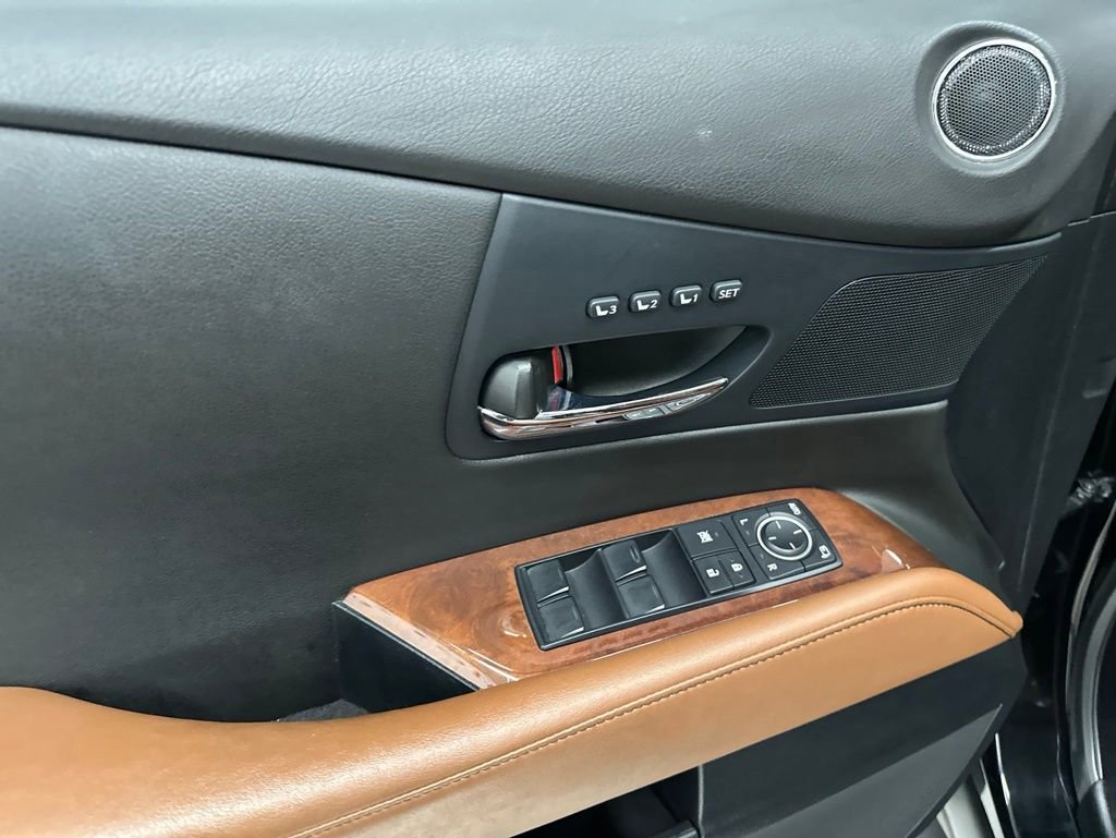 Used 2015 Lexus RX 450h AWD image 10