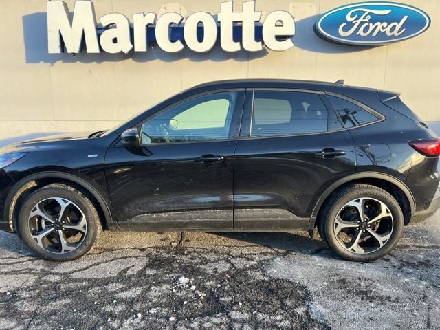 Certified 2025 Ford Escape ST-Line Elite w/ Tech Pack #1 image 1