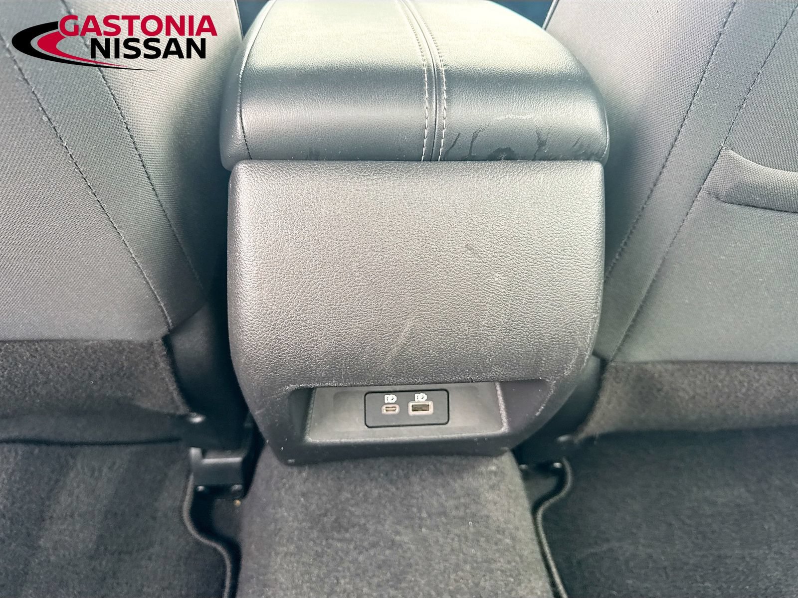 Used 2025 Nissan Altima 2.5 SV FWD image 31