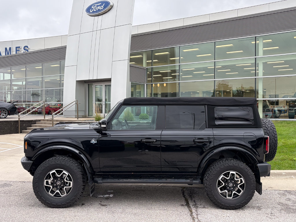 Used 2021 Ford Bronco Outer Banks AWD/4WD image 3