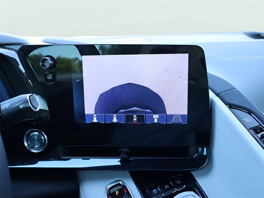 Used 2024 Chevrolet Corvette Z06 w/ Z07 Performance Package image 25