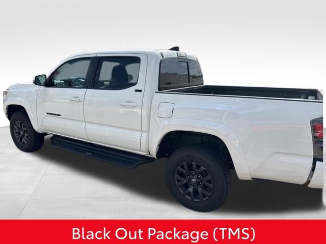 Used 2023 Toyota Tacoma SR5 w/ Technology Package image 3