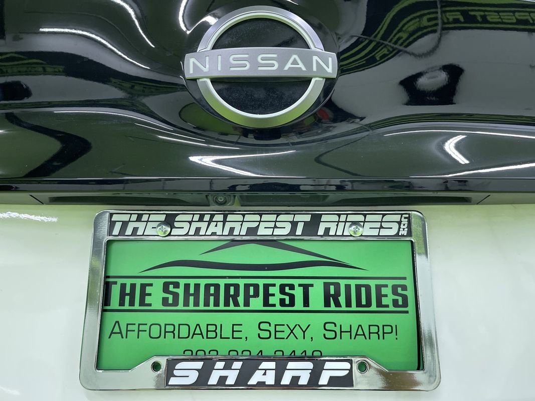 Used 2025 Nissan Leaf S image 12