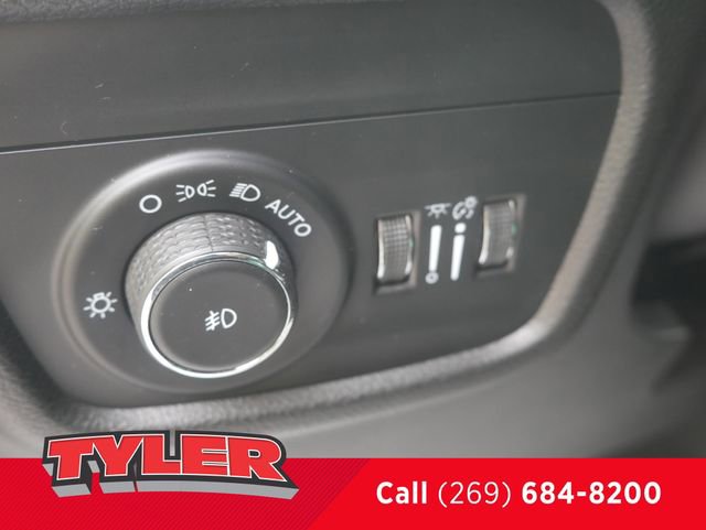 Certified 2023 Jeep Grand Cherokee Limited w/ Trailer Tow Prep Group (B) AWD/4WD image 24