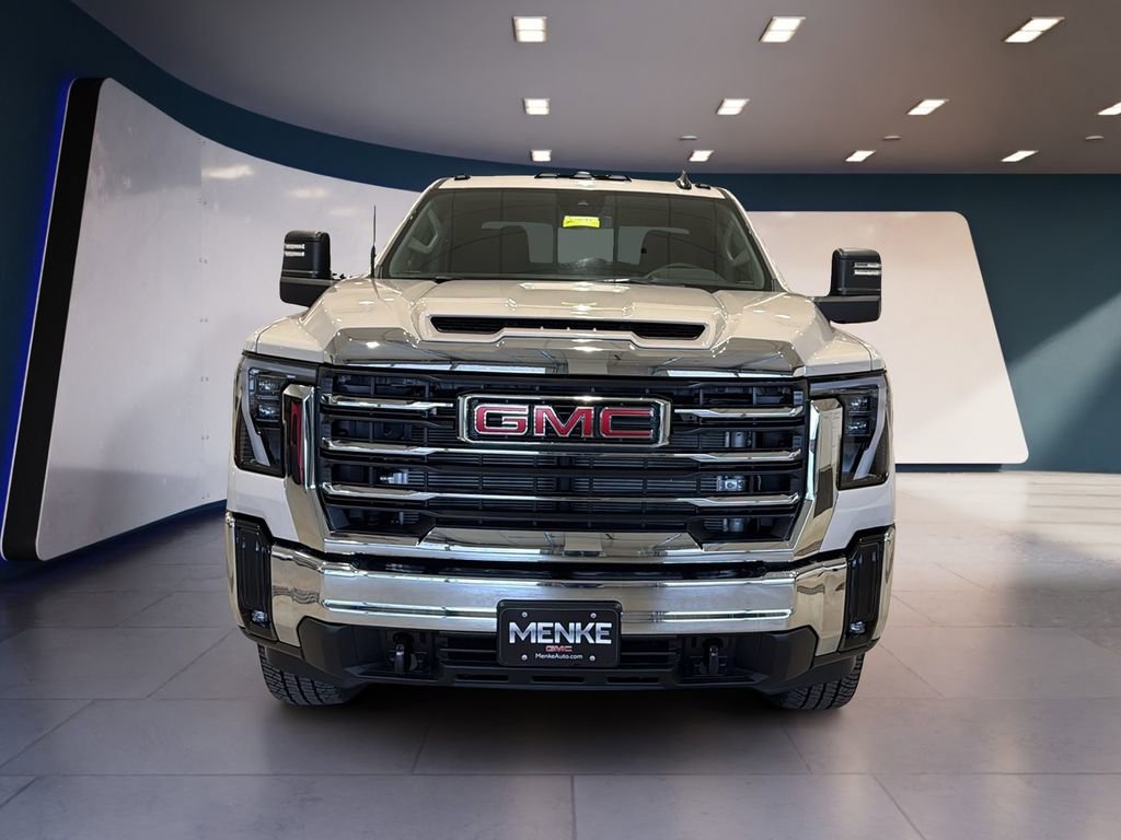 Used 2026 GMC Sierra 3500 SLE w/ SLE Value Package image 2