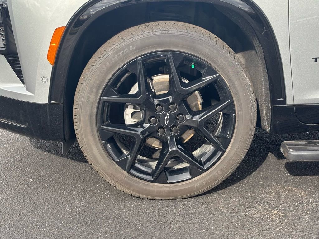 Used 2024 Chevrolet Traverse RS w/ LPO, Floor Liner Package image 11