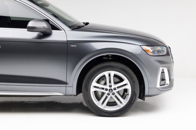 Used 2021 Audi Q5 e Premium w/ Convenience Package image 37
