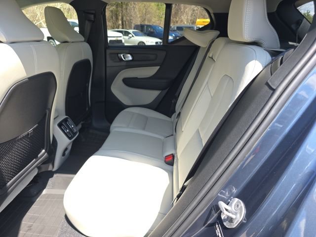 New 2026 Volvo XC40 B5 Plus w/ Climate Package AWD/4WD image 19