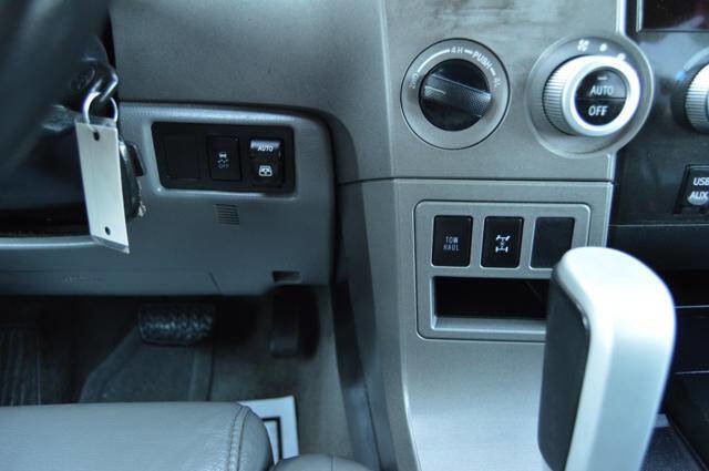 Used 2010 Toyota Sequoia Limited image 26