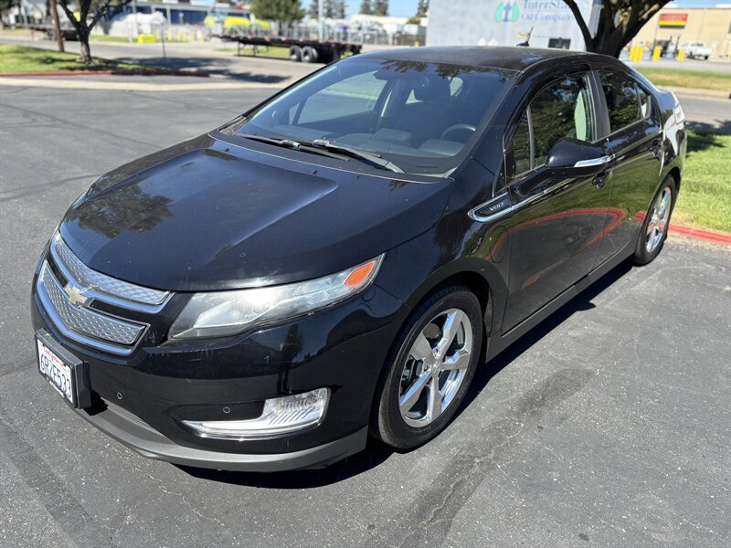 Used 2011 Chevrolet Volt Premium w/ Premium Trim Package FWD image 5