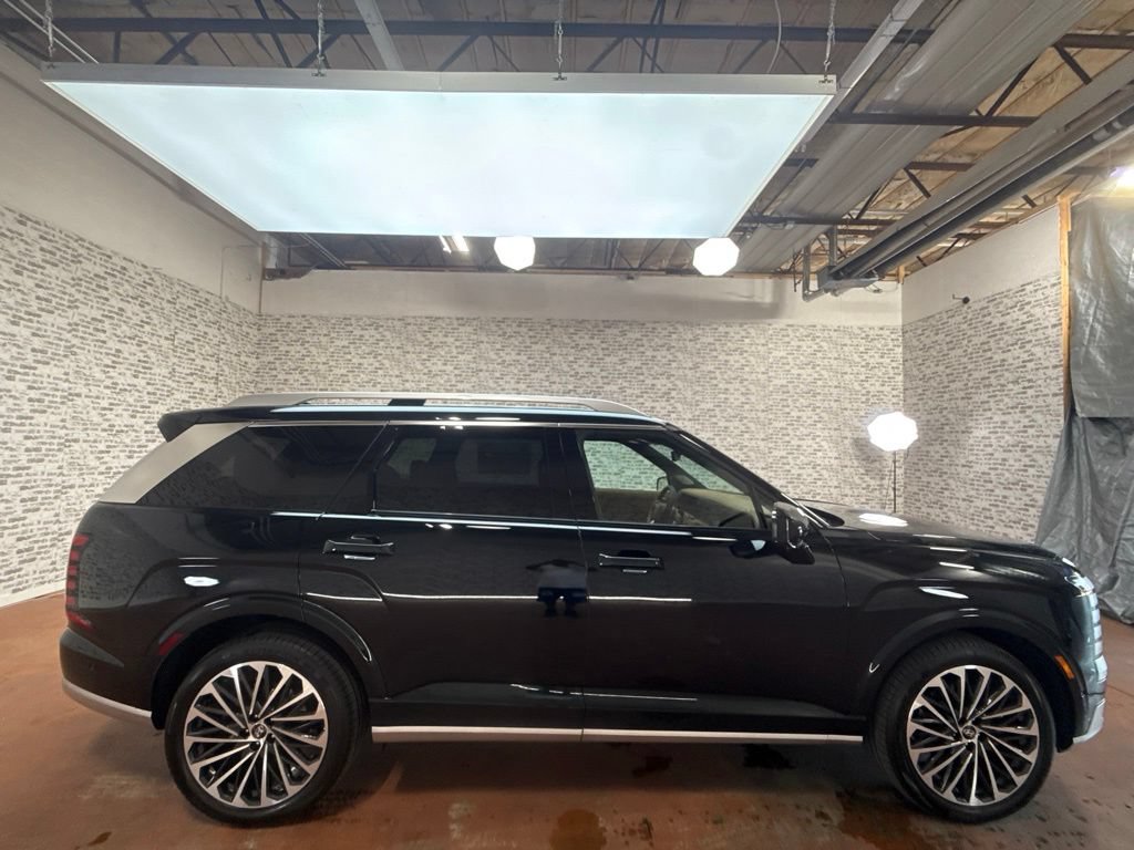 New 2027 Hyundai Palisade Calligraphy FWD image 8