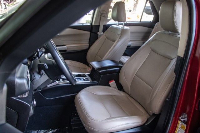 Used 2023 Ford Explorer Limited image 10