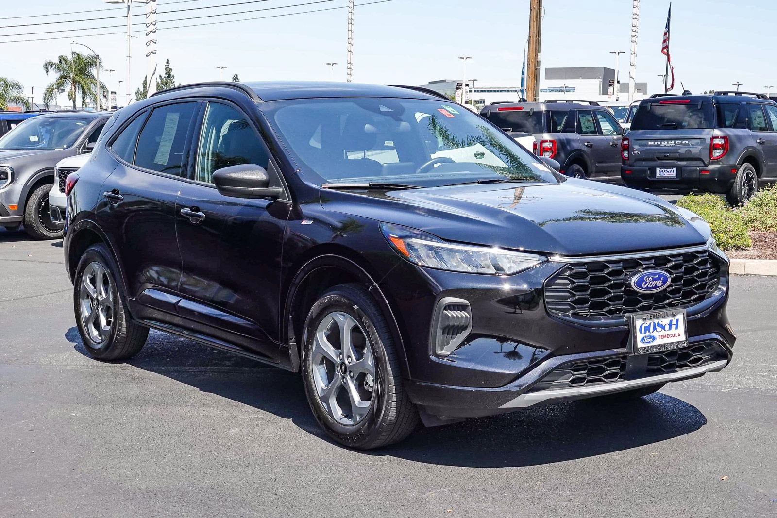 Certified 2024 Ford Escape ST-Line AWD/4WD image 3