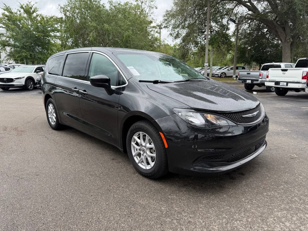 Used 2023 Chrysler Voyager LX