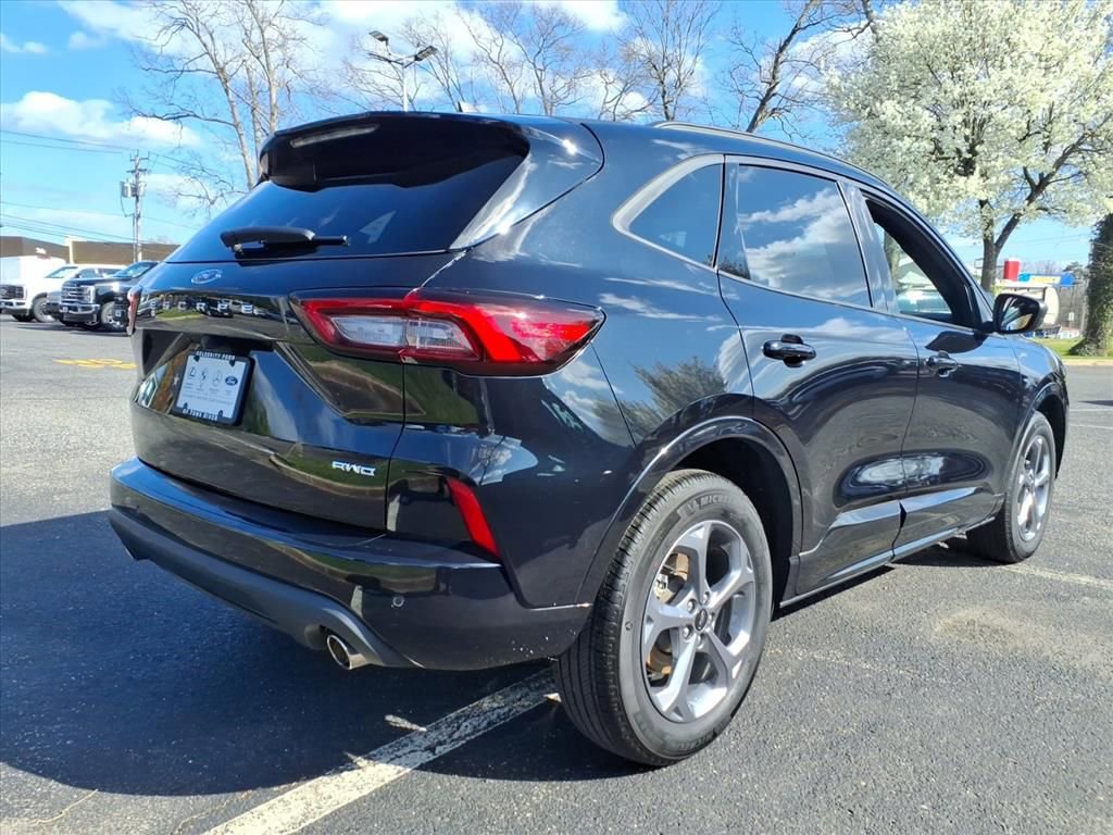 Certified 2023 Ford Escape ST-Line w/ Tech Pack #1 image 2