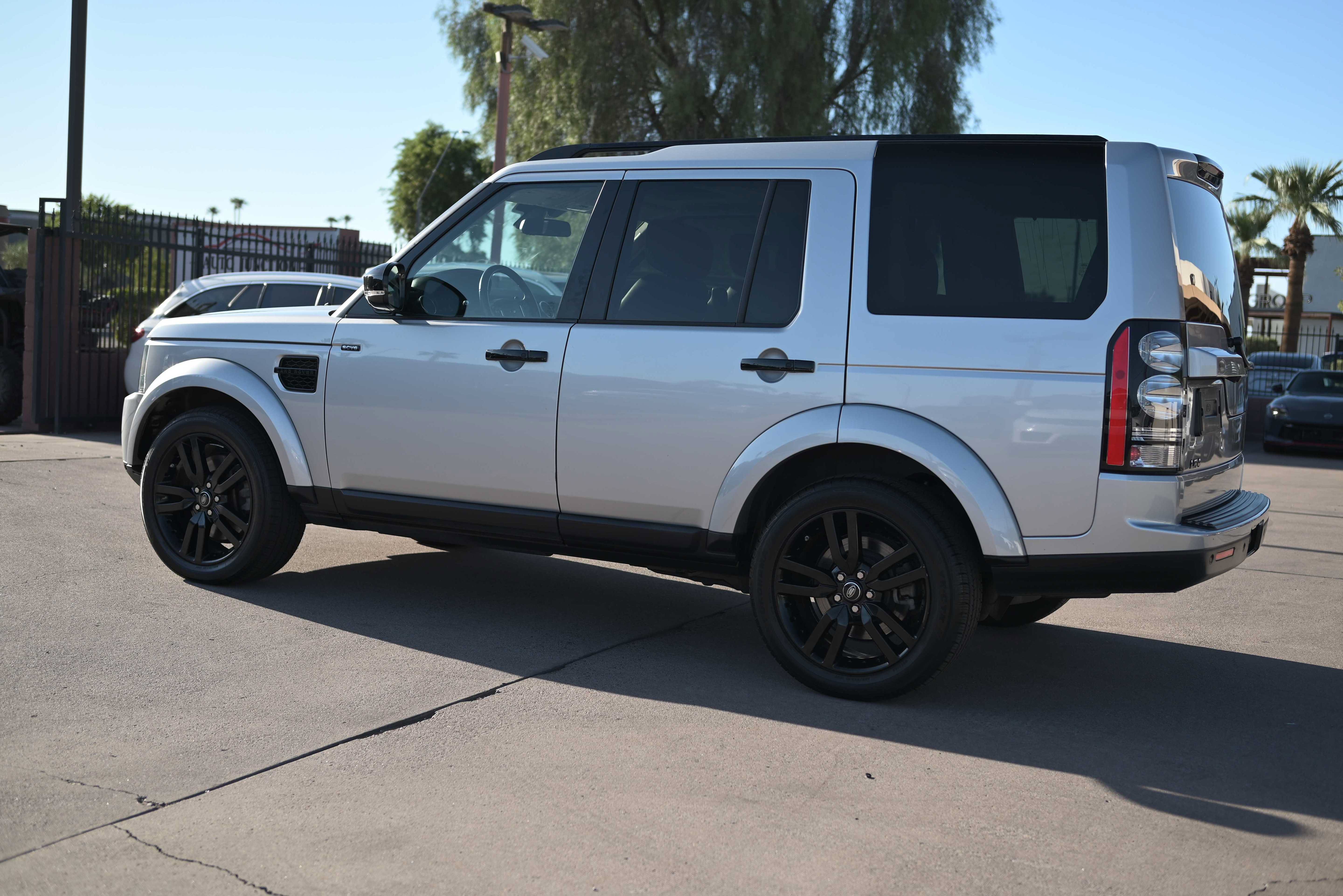 Used 2014 Land Rover LR4 HSE AWD/4WD image 10