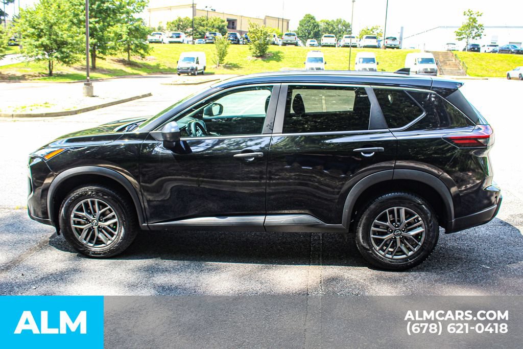 Used 2024 Nissan Rogue S AWD/4WD image 6